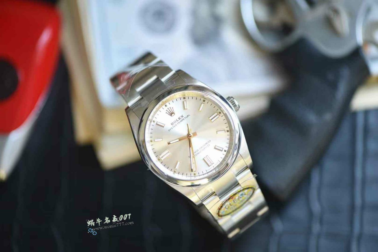 clean Factory Rolex Oyster Perpetual 36 series best replica imitation m126000-0001 watches  / R933