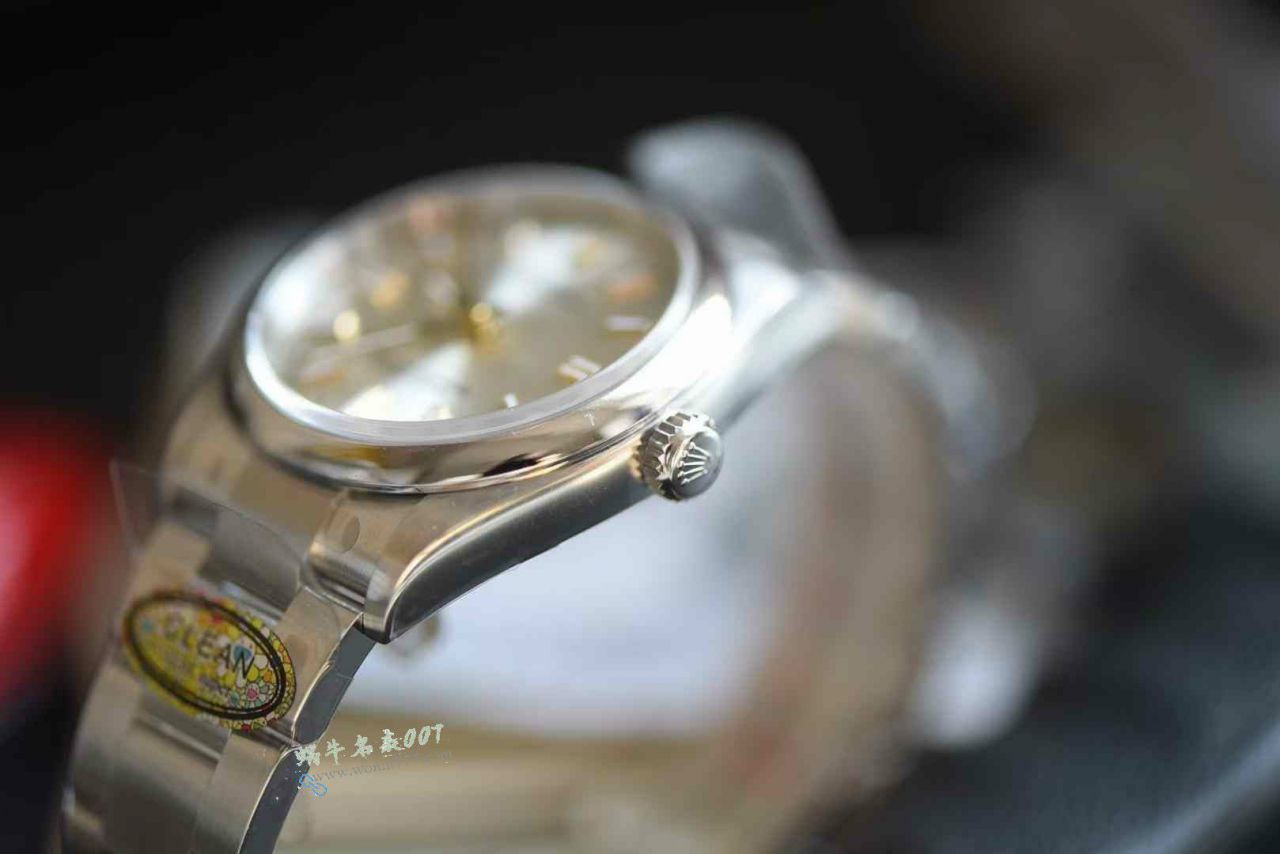clean Factory Rolex Oyster Perpetual 36 series best replica imitation m126000-0001 watches  / R933