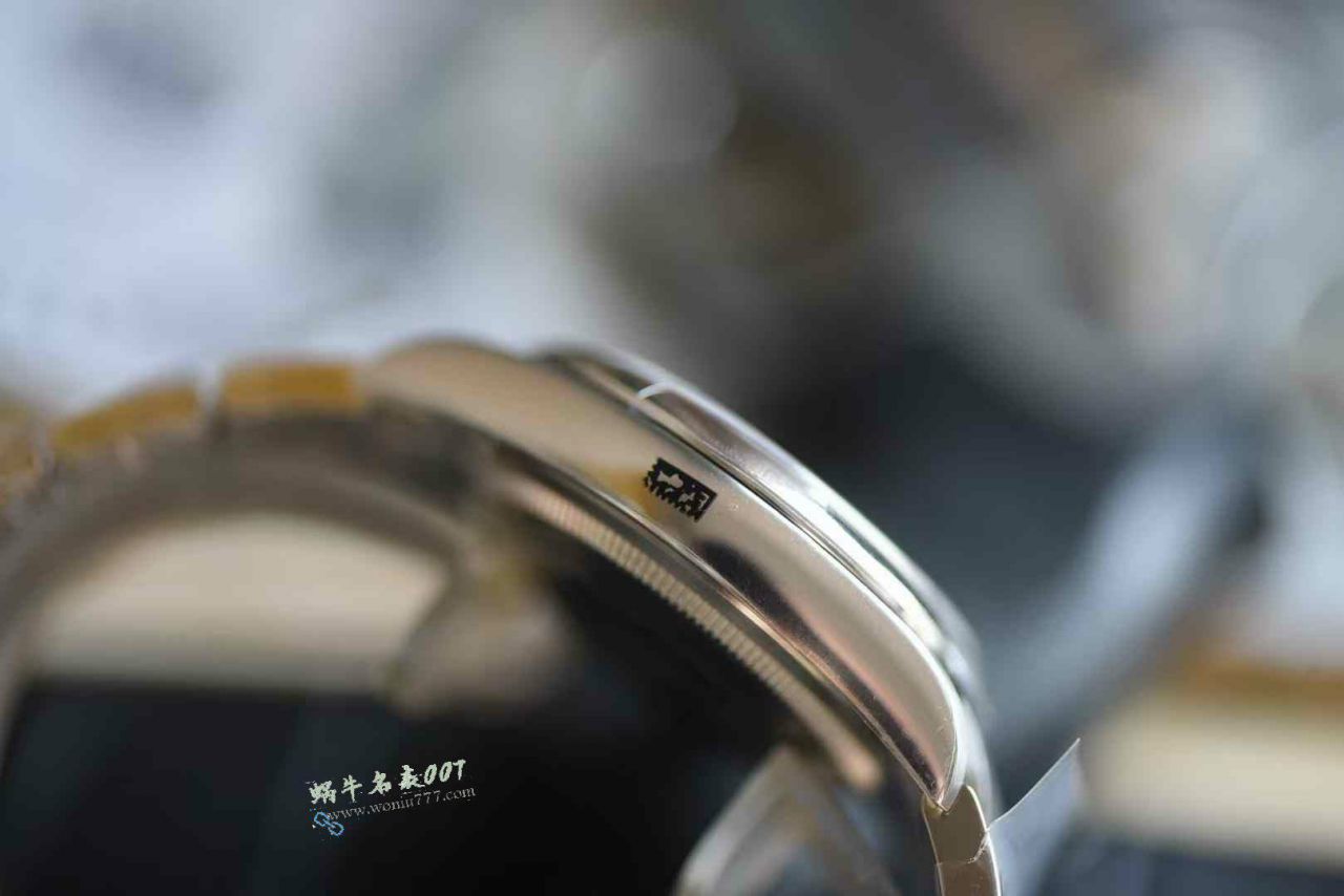 clean Factory Rolex Oyster Perpetual 36 series best replica imitation m126000-0001 watches  / R933