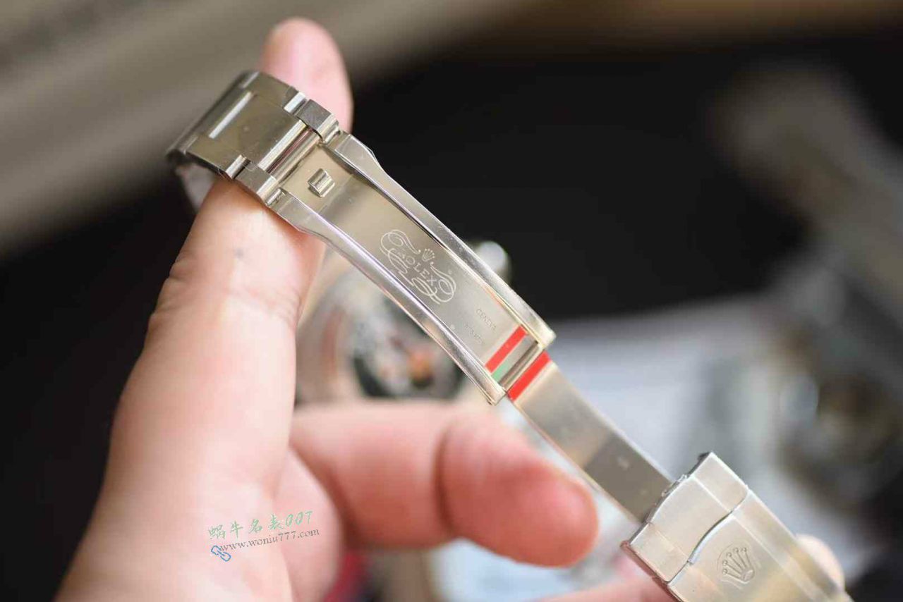 clean Factory Rolex Oyster Perpetual 36 series best replica imitation m126000-0001 watches  / R933