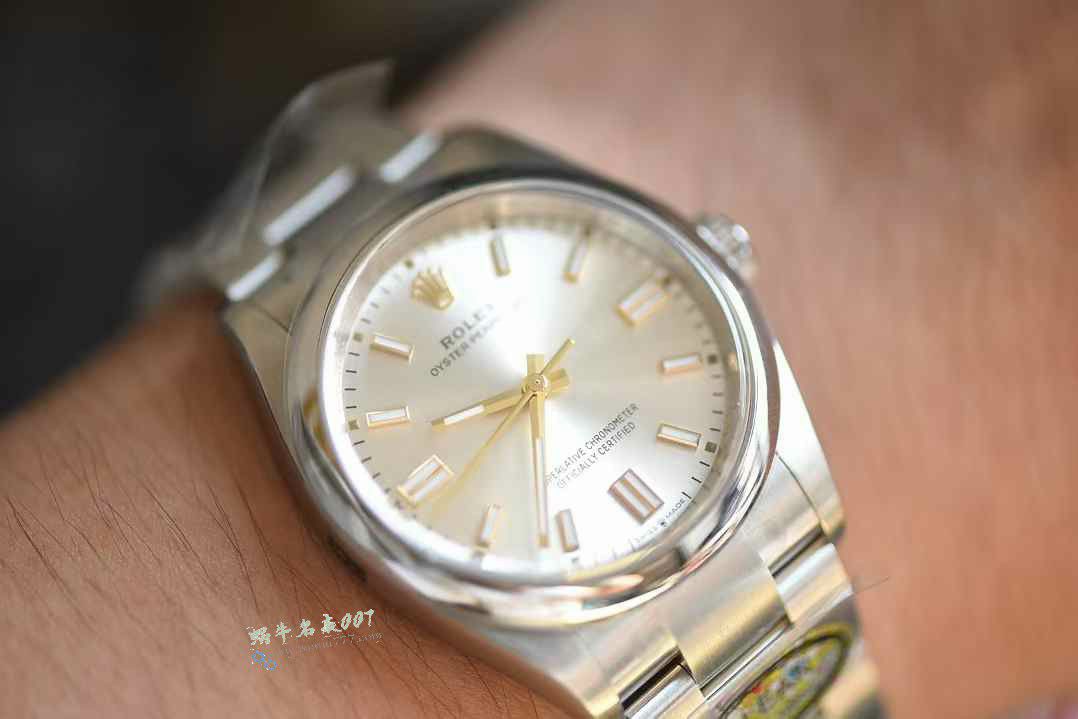 clean Factory Rolex Oyster Perpetual 36 series best replica imitation m126000-0001 watches  / R933