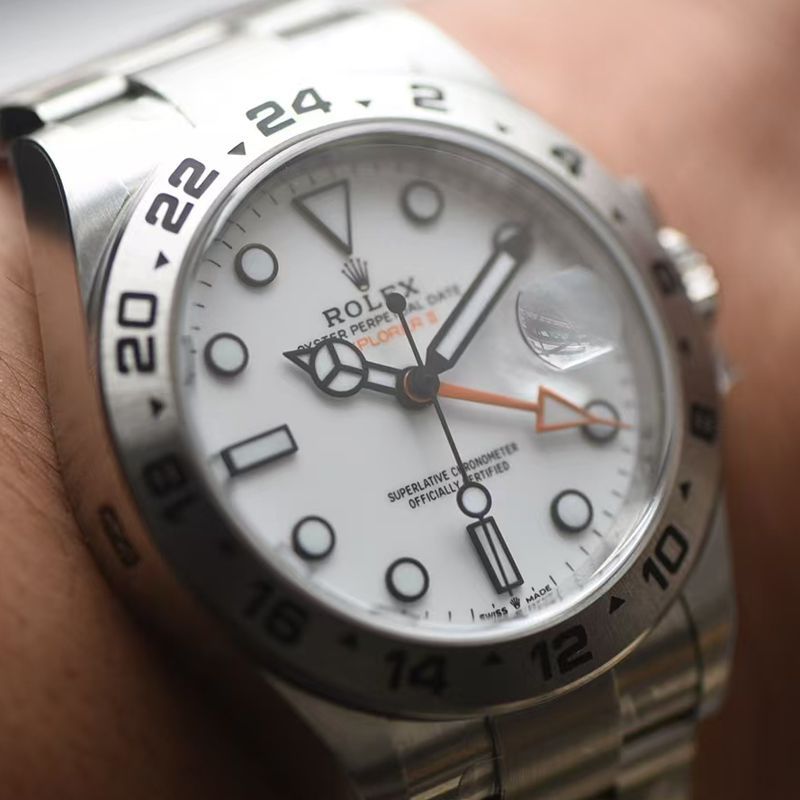 Clean Rolex Explorer   II   imitation  replica  watches : Oyster steel  - m226570-0001