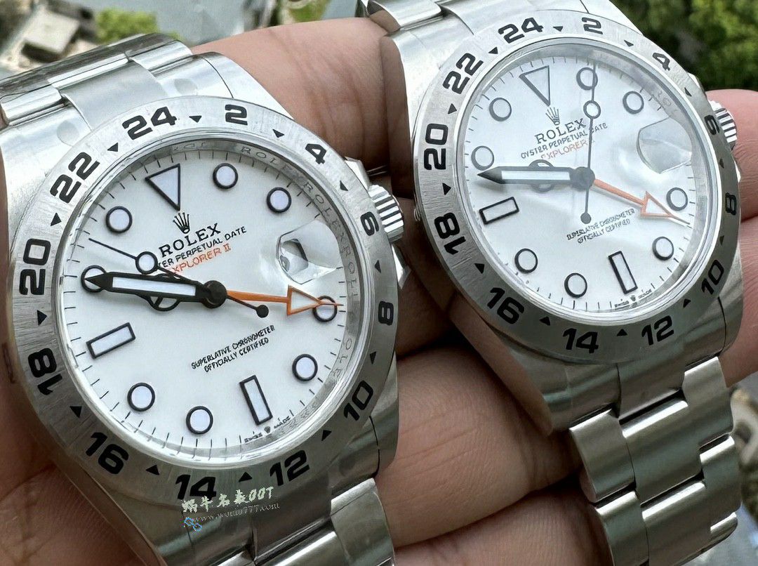 Clean Rolex Explorer   II   imitation  replica  watches : Oyster steel  - m226570-0001 / R937