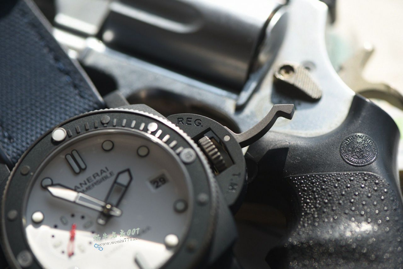 vs New models Panerai Ti-ceramitech   Submersible  series  imitation PAM01543 watches  / VSPAM01543