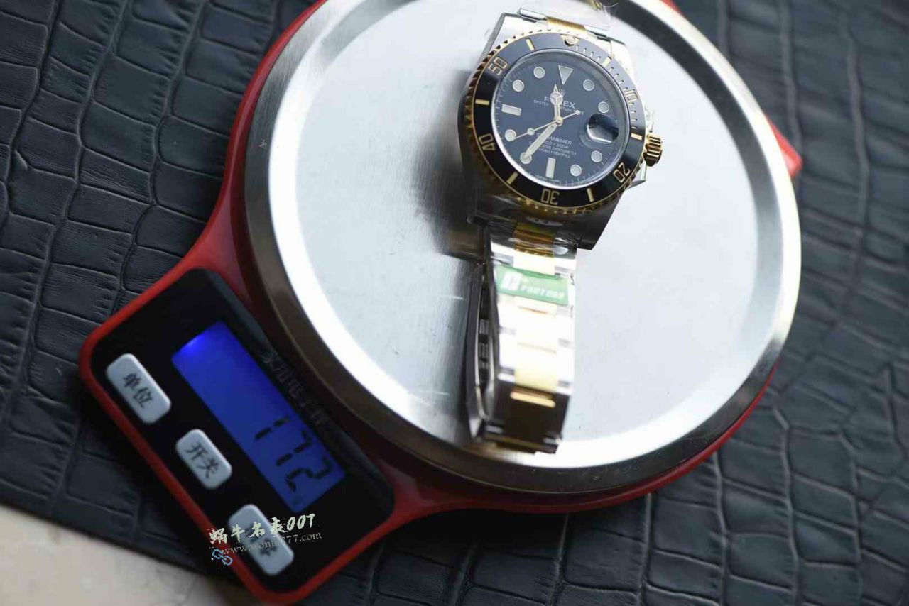 C+ Matching weight version 172 gram  Rolex Submariner  Two-Tone Gold  Submariner Date  replica imitation 116613LN-0001 Black dial  watches  / R939