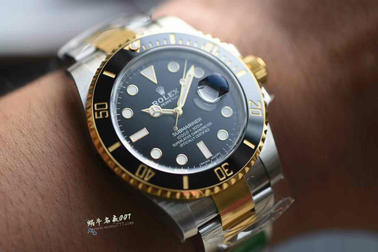 C+ Matching weight version 172 gram  Rolex Submariner  Two-Tone Gold  Submariner Date  replica imitation 116613LN-0001 Black dial  watches  / R939