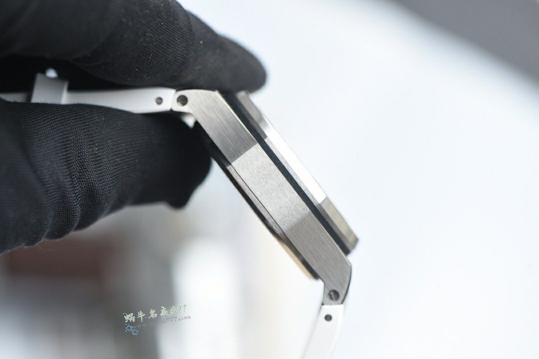 DUCK Audemars Piguet Royal Oak  Offshore  replica imitation 26231ST.ZZ.D010CA.01 watches  / AP301