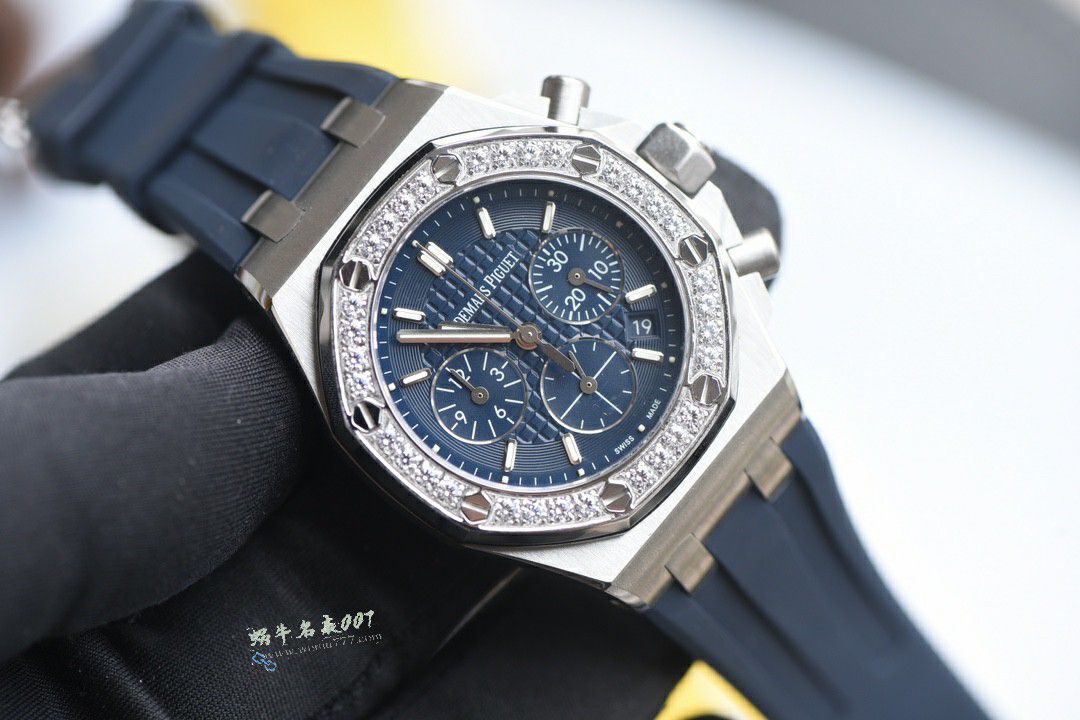 DuckAudemars Piguet Royal Oak  Offshore   imitation  Women watch26231ST.ZZ.D027CA.01 watches  / AP303