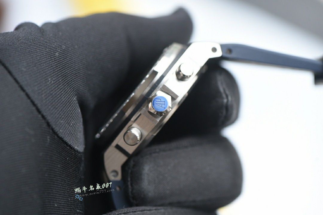 DuckAudemars Piguet Royal Oak  Offshore   imitation  Women watch26231ST.ZZ.D027CA.01 watches  / AP303