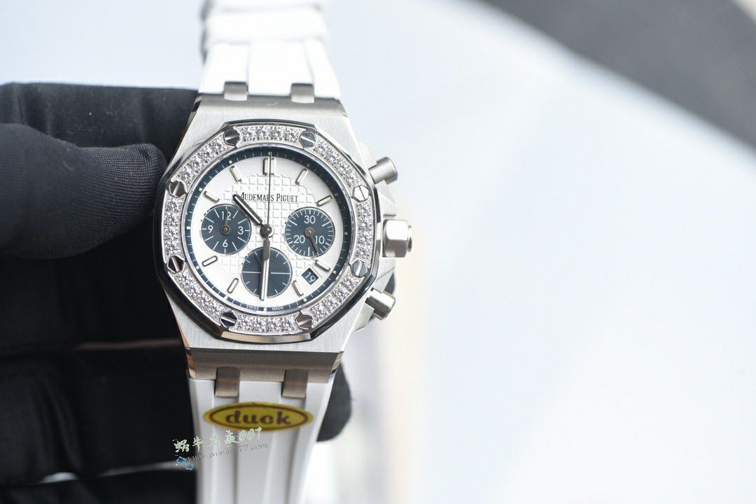 DuckAudemars Piguet Royal Oak  Offshore   imitation  Women watch26231ST.ZZ.D027CA.01 watches  / AP303