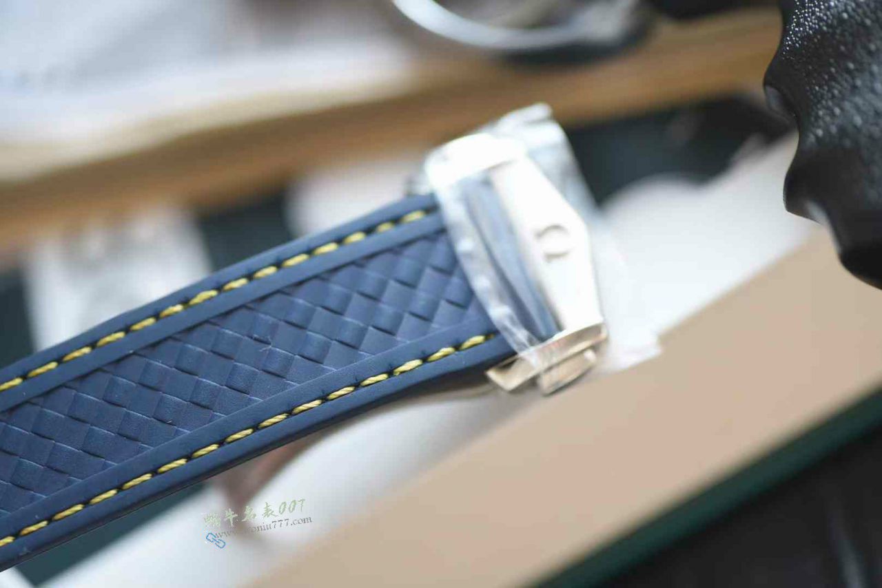 VS Omega Seamaster 150 Bumblebee  replica imitation  series 220.12.41.21.03.009 watches  / VS818