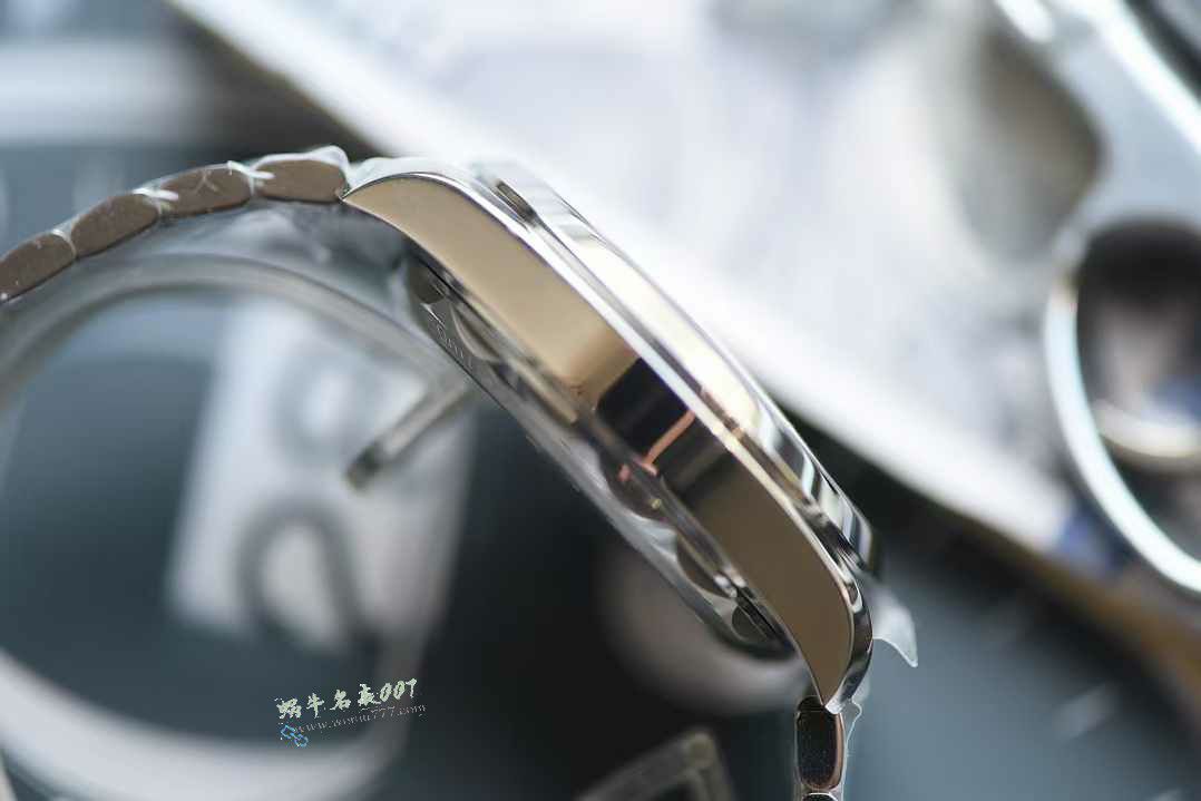 VS Omega Seamaster 150 replica imitation 220.10.41.21.01.002 watches  / VS819