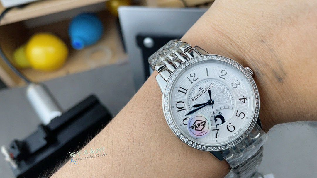APSJaeger LeCoultre Dating  women   replica imitation 3448130 watches  / JJ206