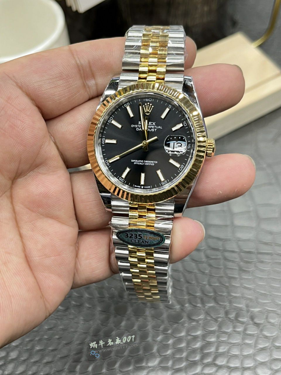 clean Rolex Datejust 41MM replica imitation m126334-0006 watches  / R956