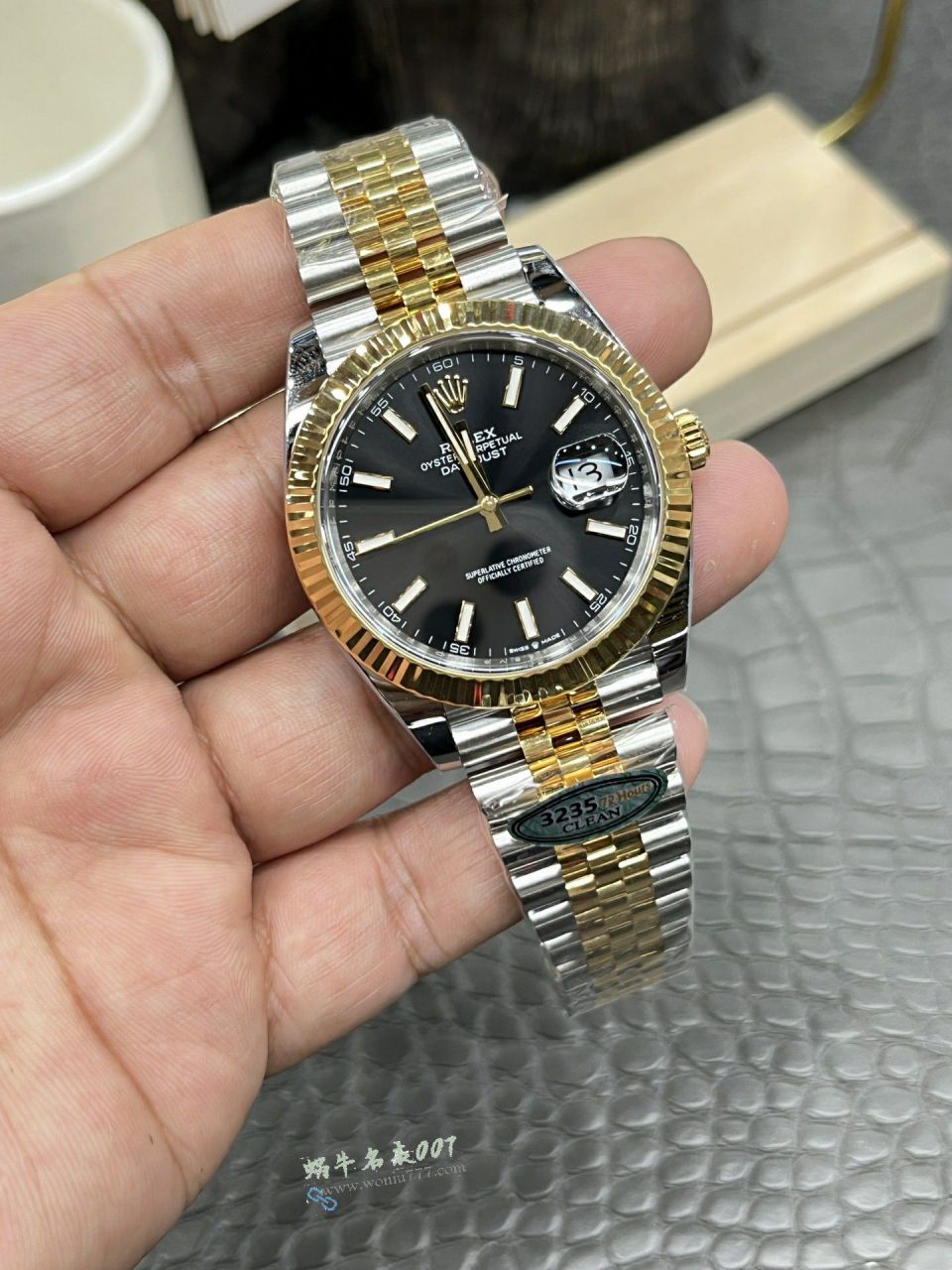 clean Rolex Datejust 41MM replica imitation m126334-0006 watches  / R956
