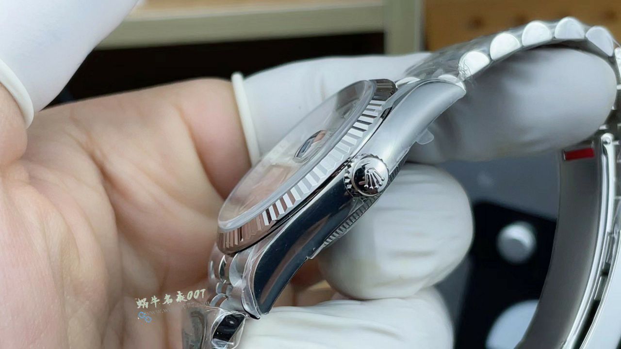 clean Rolex Datejust 41MM replica imitation m126334-0006 watches  / R956