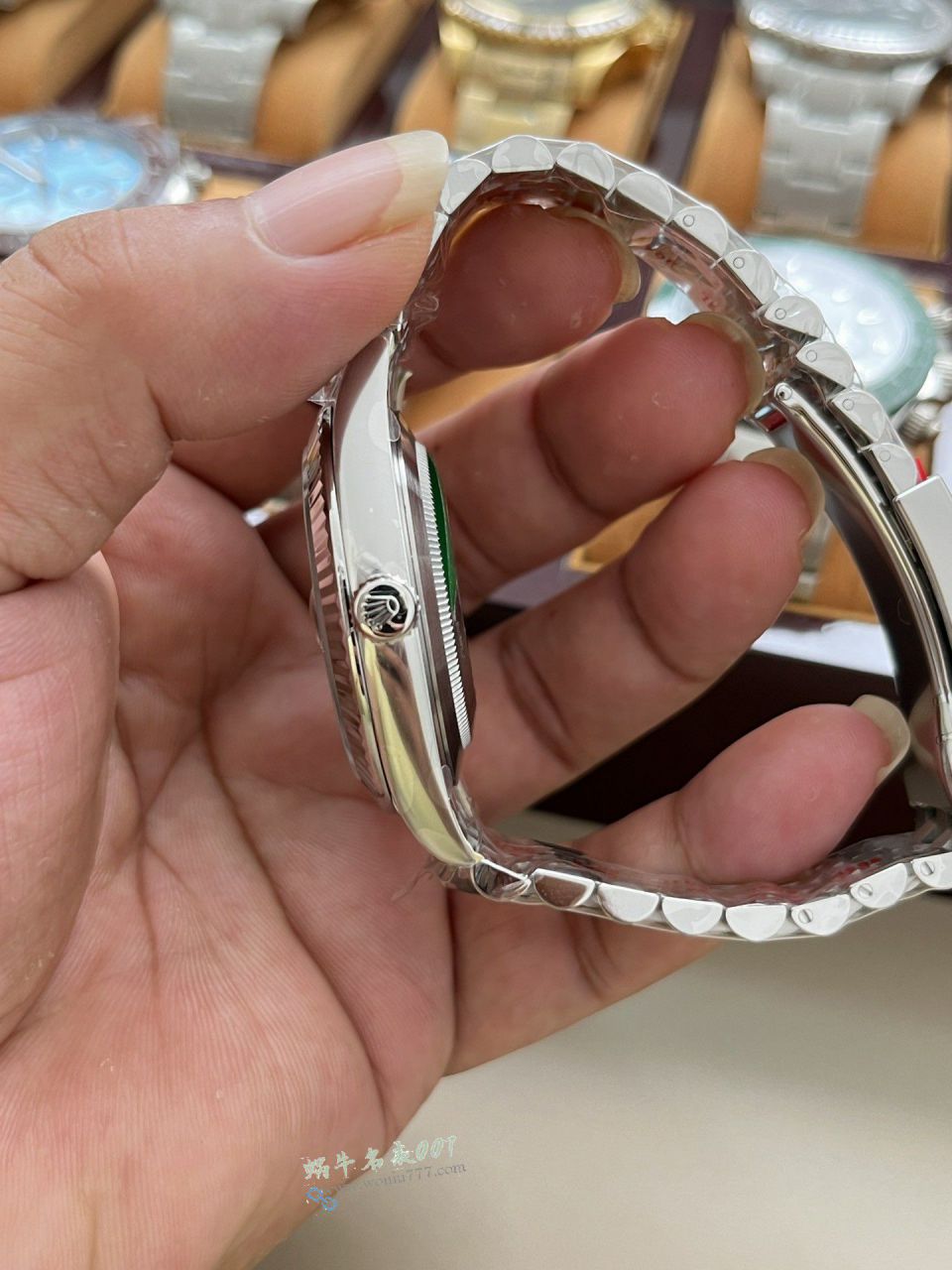 clean Rolex Datejust 41MM replica imitation m126334-0006 watches  / R956