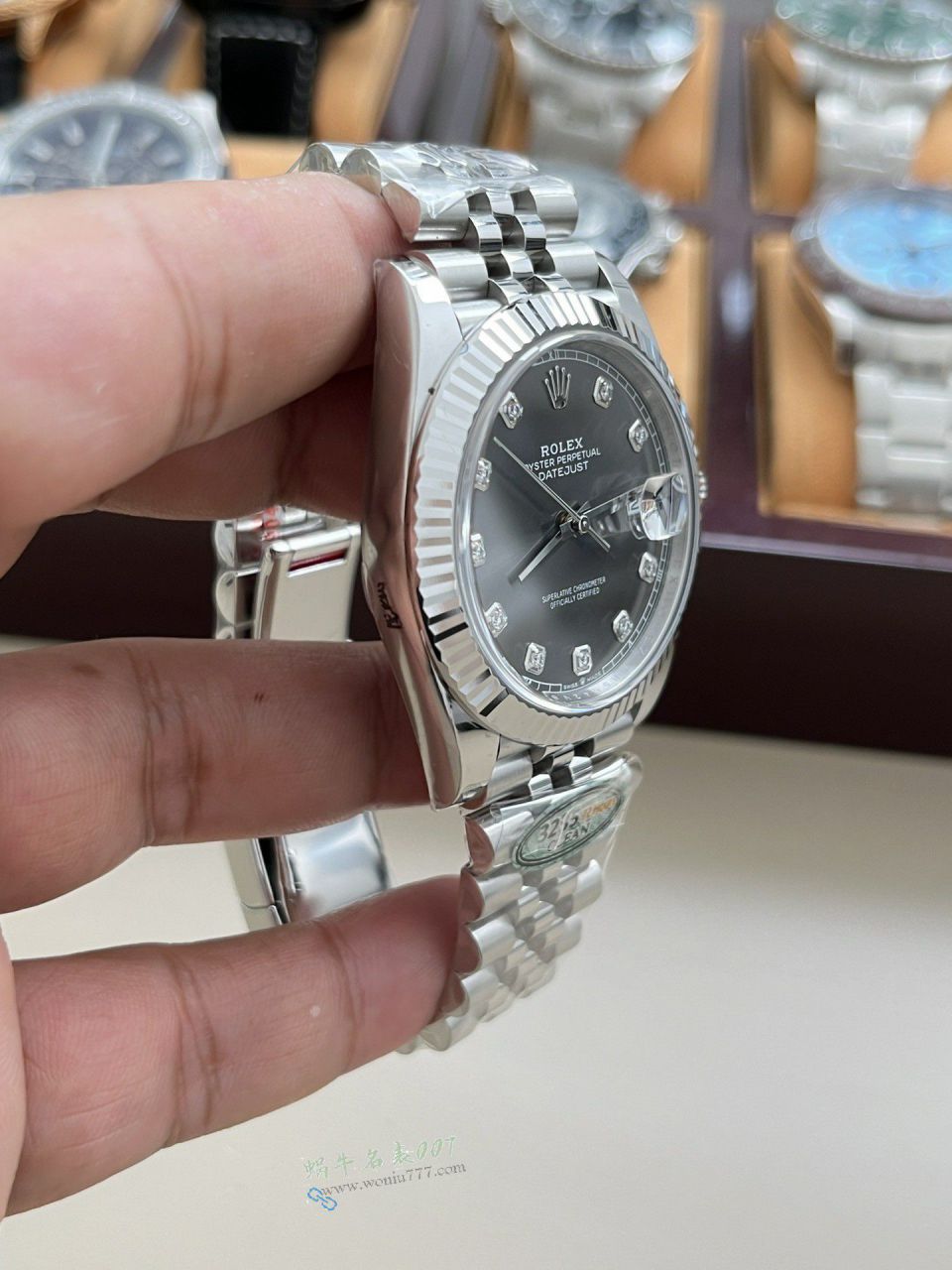 clean Rolex Datejust 41MM replica imitation m126334-0006 watches  / R956