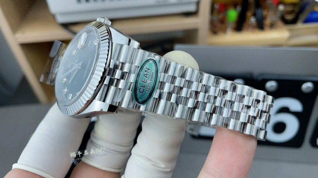 clean Rolex Datejust 41MM replica imitation m126334-0006 watches  / R956