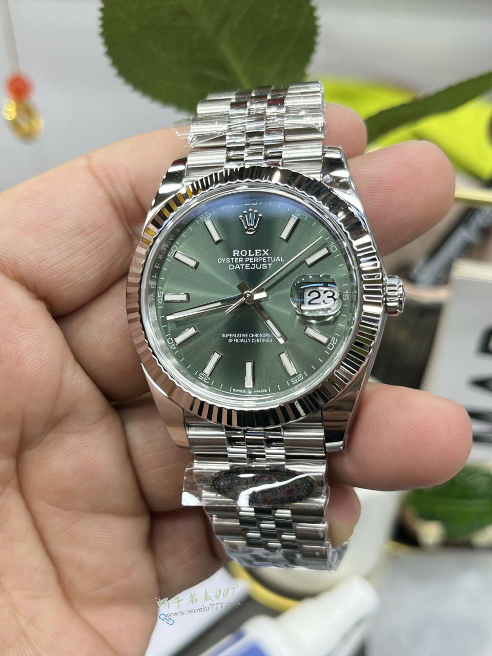 clean Rolex Datejust 41MM replica imitation m126334-0006 watches  / R956