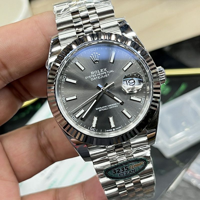 CLEAN Rolex Datejust 41mm series m126334-0014 watches 