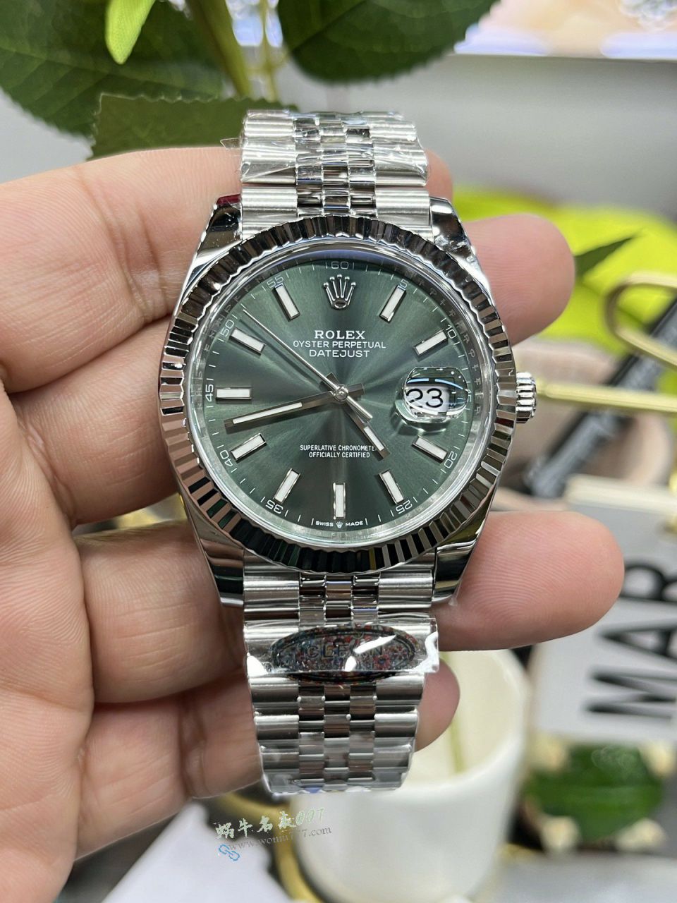 CLEAN Rolex Datejust 41mm series m126334-0014 watches  / R960