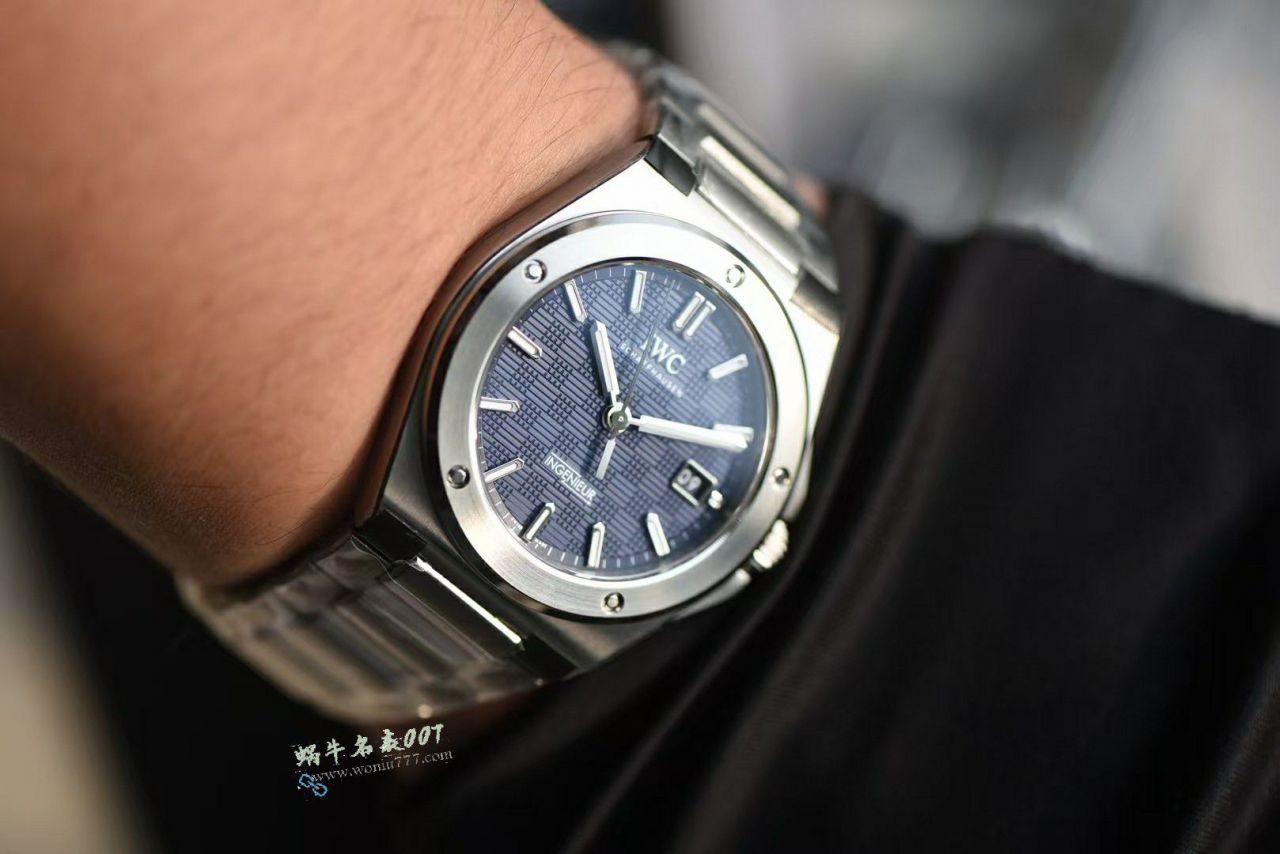  Video review V7 Factory  blue surface IWC Engineer  series best replica imitation IW328907 watches  / WG639