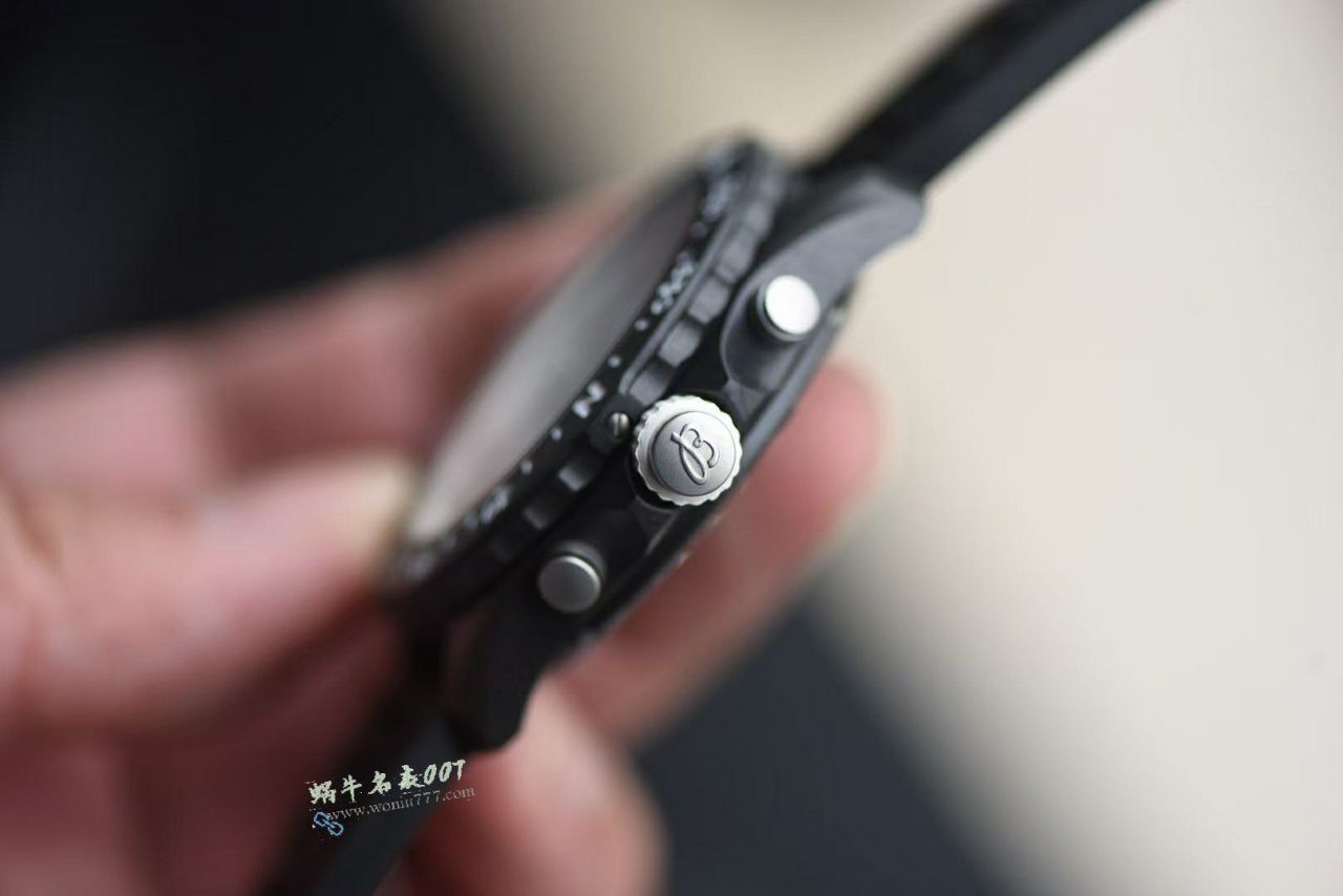  Breitling Racing  complete carbon fiber Original major  series X82310A71B1S1 watches  / BL209