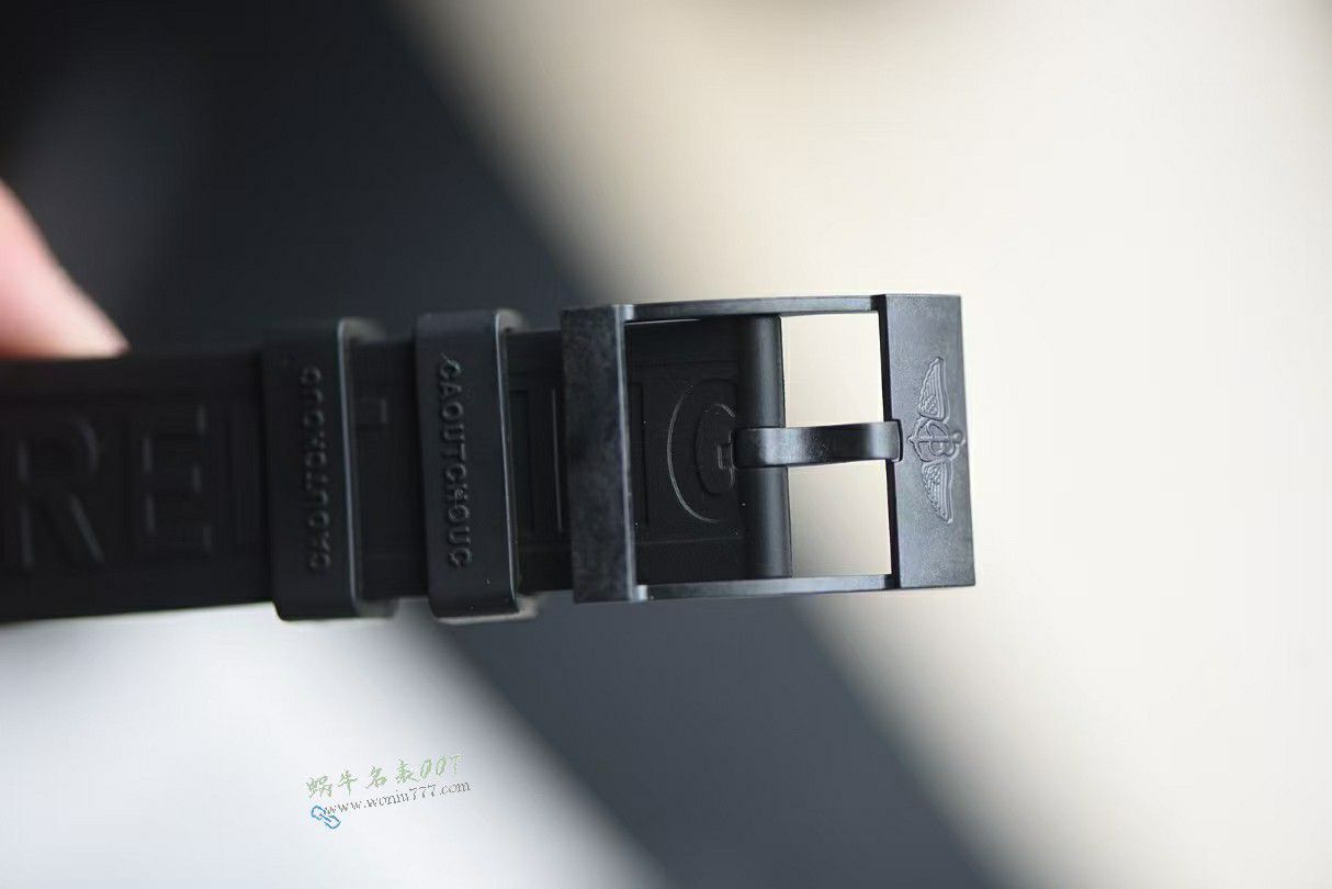  Breitling Racing  complete carbon fiber Original major  series X823101B1B1S1 watches  / BL210