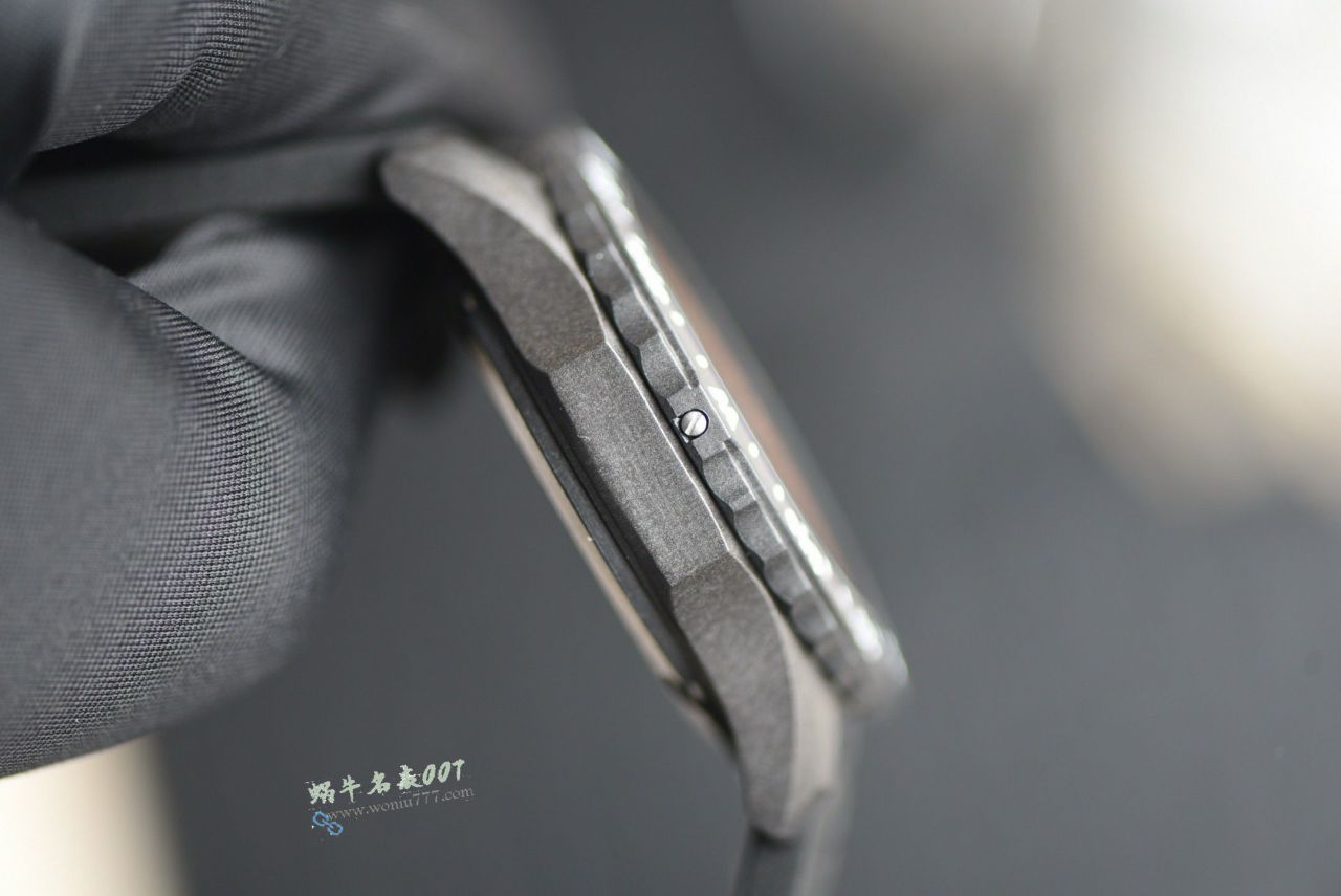  Breitling Racing  complete carbon fiber Original major  series X823101B1B1S1 watches  / BL210