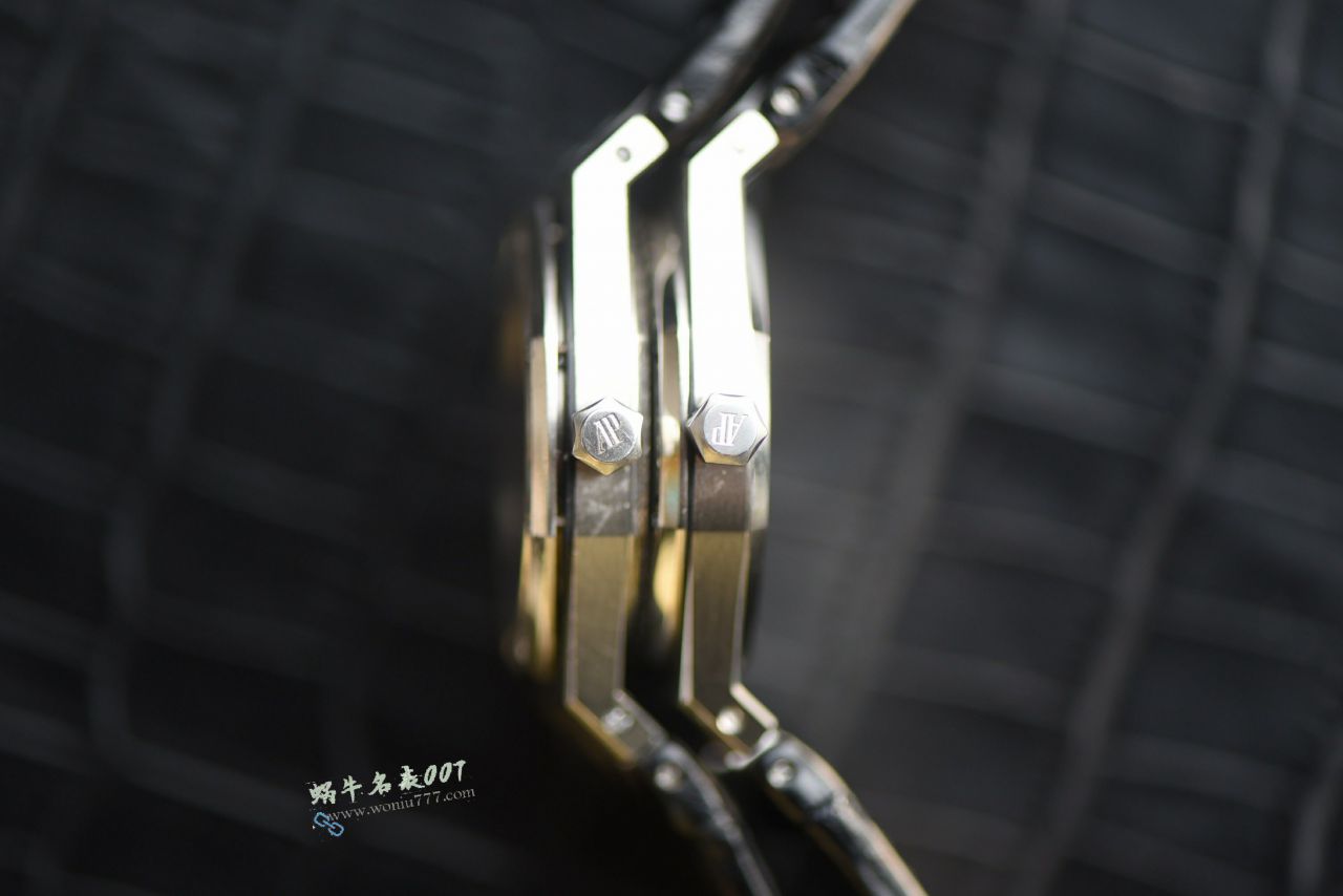 V7 Factory Audemars Piguet Royal Oak TOP replica imitation  Women watch67651ST.ZZ.D002CR.01 watches  / AP306