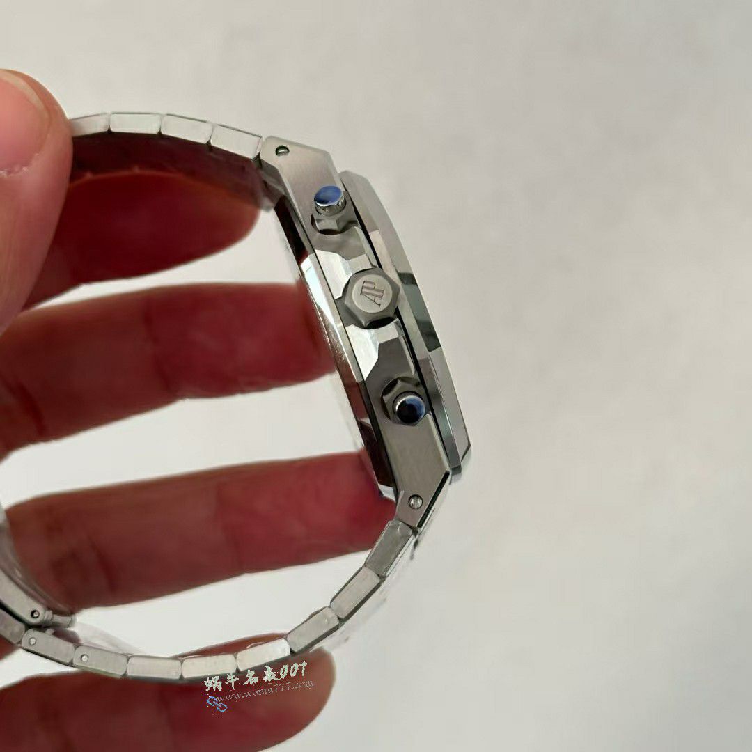 APS Audemars Piguet Royal Oak TOP replica imitation  watch26240BC.OO.1320BC.01 watches  / AP307