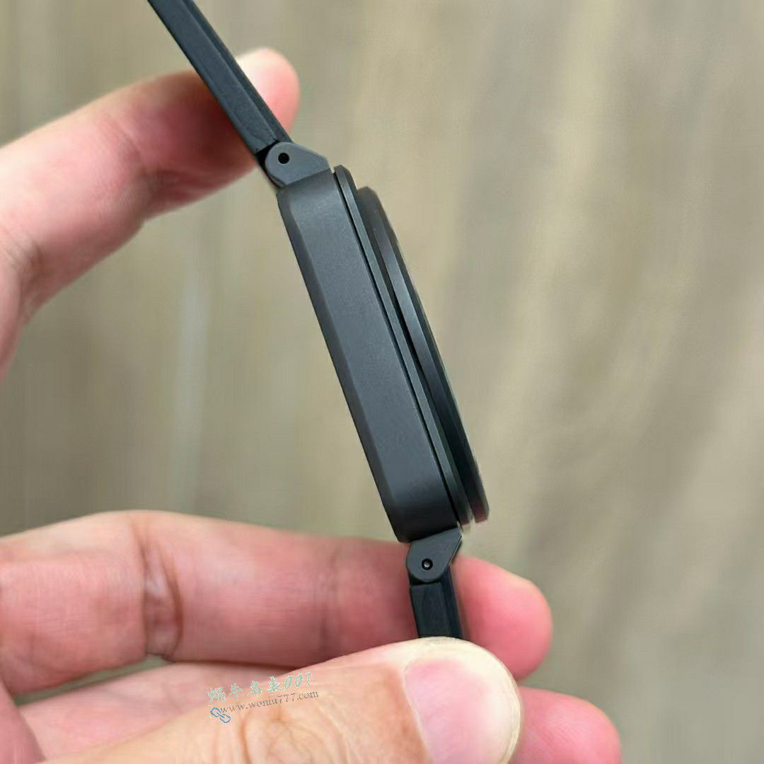 M+ Factory TOP replica  Bell & Ross INSTRUMENTS series BR03A-HRZ-CE watches  / BR062