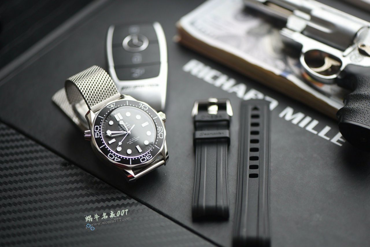 VS Omega  No calendar  Seamaster 300 meters TOP replica  watch210.30.42.20.01.010 watches  / VS821