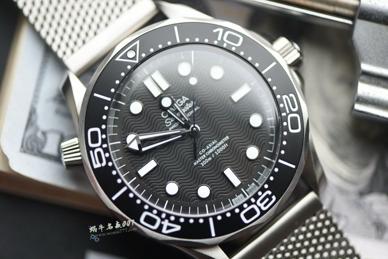 VS Omega  No calendar  Seamaster 300 meters TOP replica  watch210.30.42.20.01.010 watches  / VS821