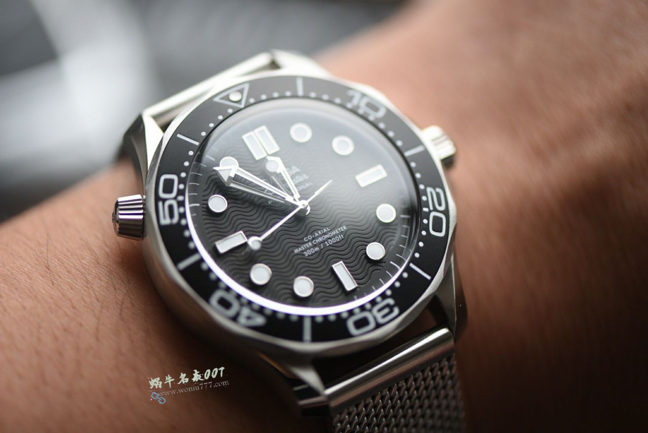 VS Omega  No calendar  Seamaster 300 meters TOP replica  watch210.30.42.20.01.010 watches  / VS821