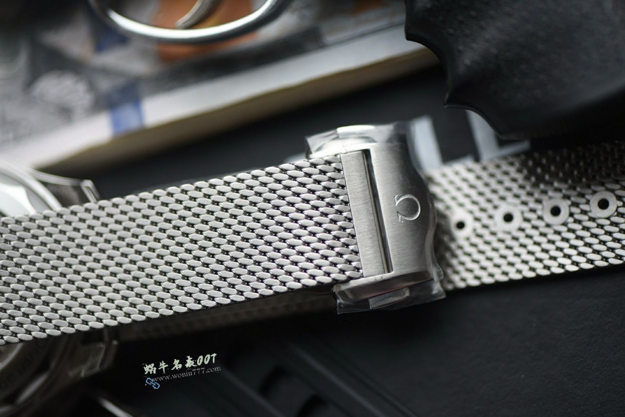 VS Omega  No calendar  Seamaster 300 meters TOP replica  watch210.30.42.20.01.010 watches  / VS821