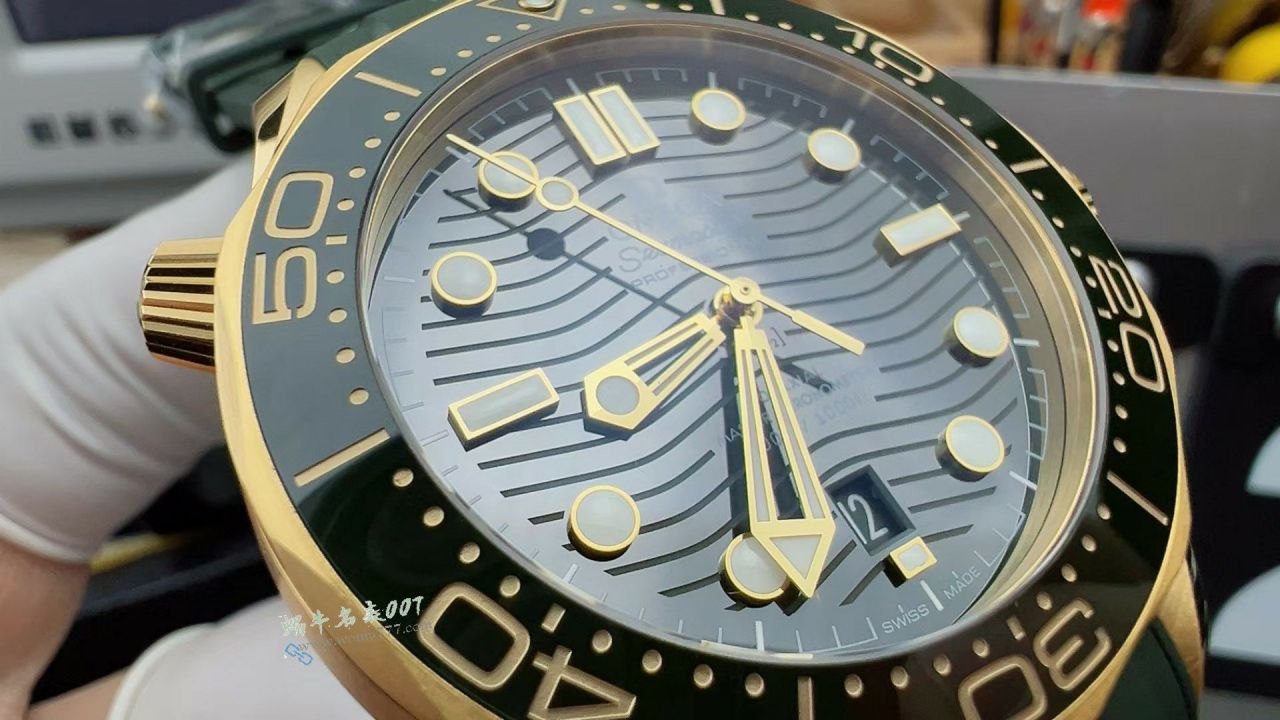 VS Omega Seamaster 300 meters Green Grass Guangzhou replica  watch210.62.42.20.10.001 watches  / VS822