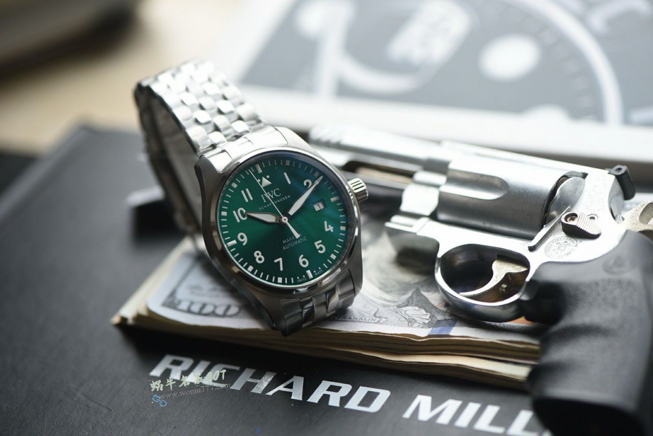 V7 IWC  Big Pilot  Mark XX Collection TOP replica  watch IW328206 watches  / WG651