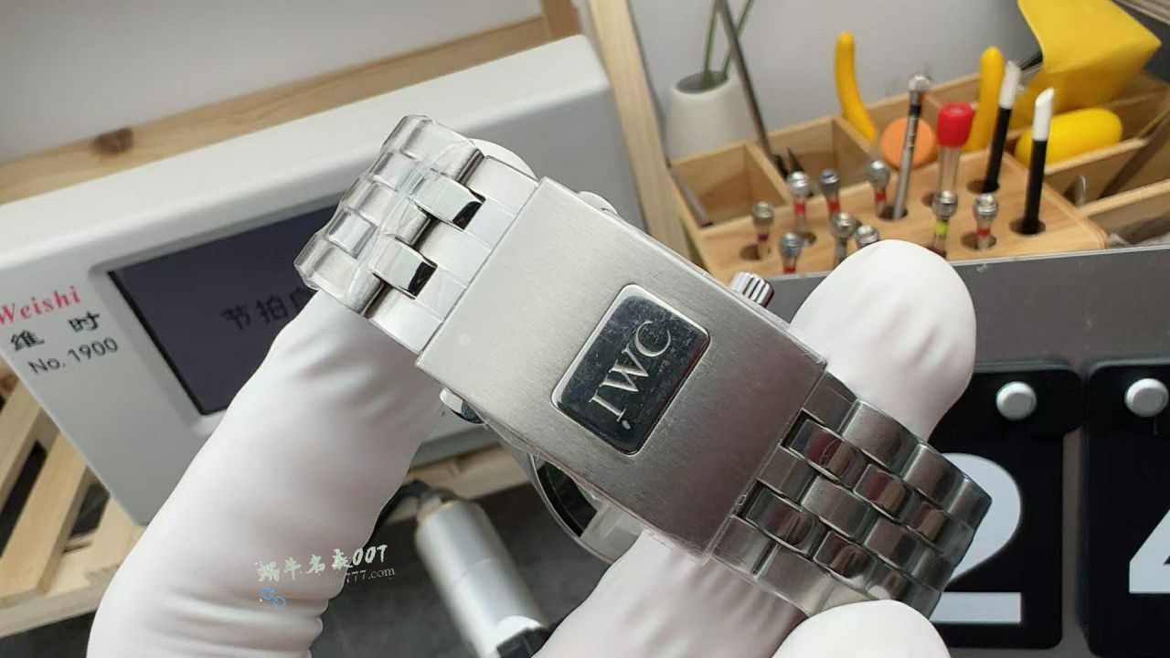 V7IWC Big Pilot the best  replica  watch Mark XX Collection IW328204 watches  / WG652