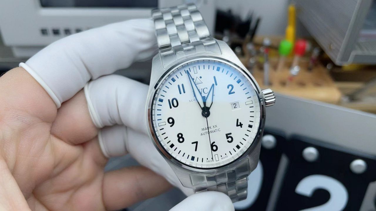 V7IWC Big Pilot the best  replica  watch Mark XX Collection IW328204 watches  / WG652