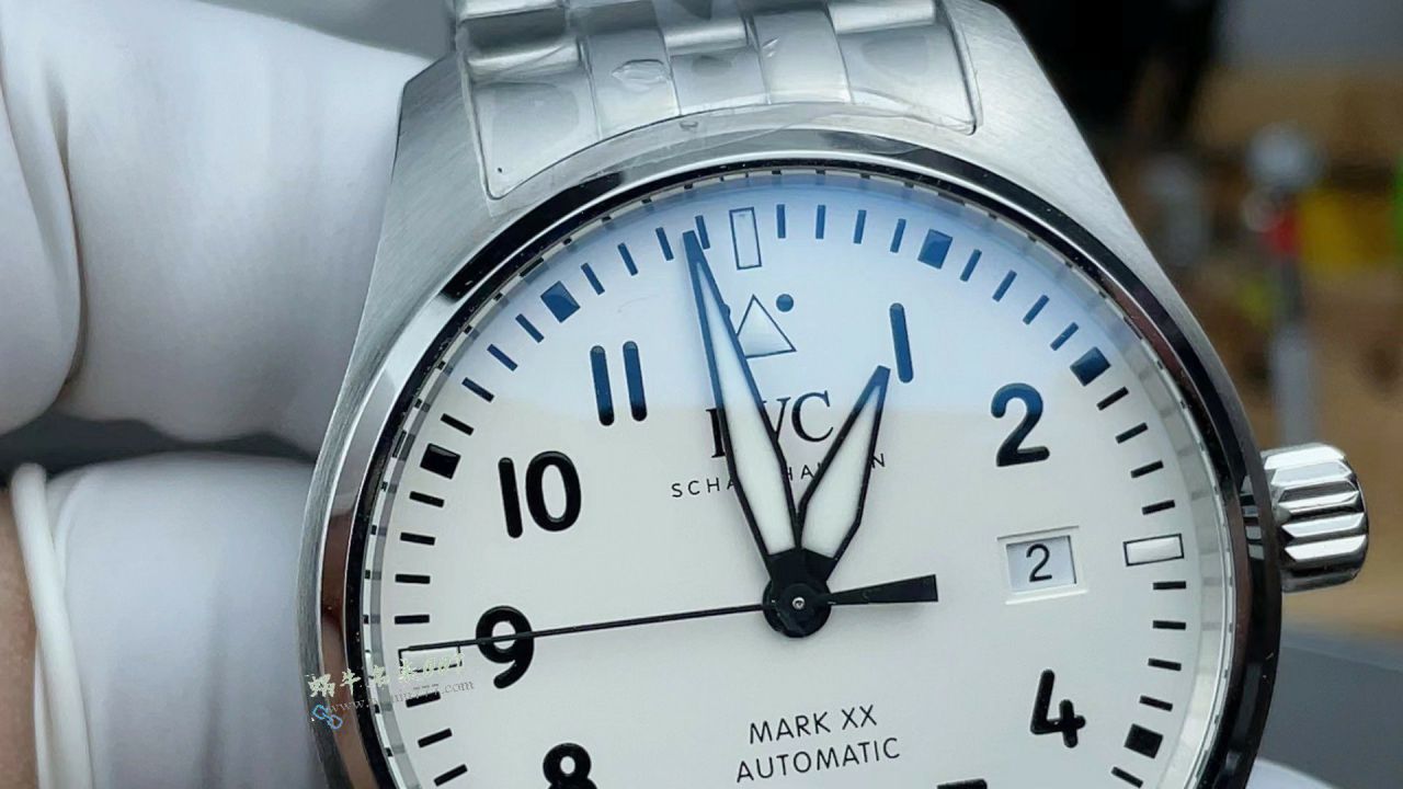 V7 Factory  IWC 100% replica  watch Big Pilot Mark XX IW328208 watches  / WG653