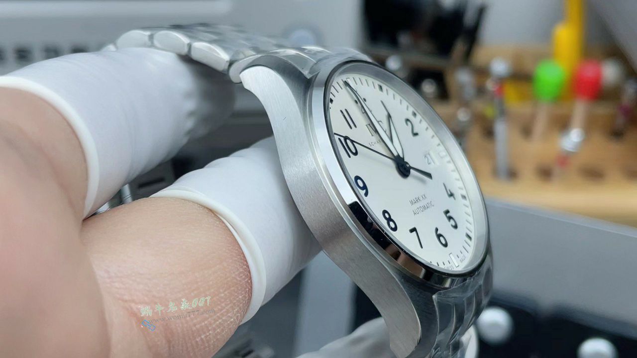 V7 Factory  IWC 100% replica  watch Big Pilot Mark XX IW328208 watches  / WG653