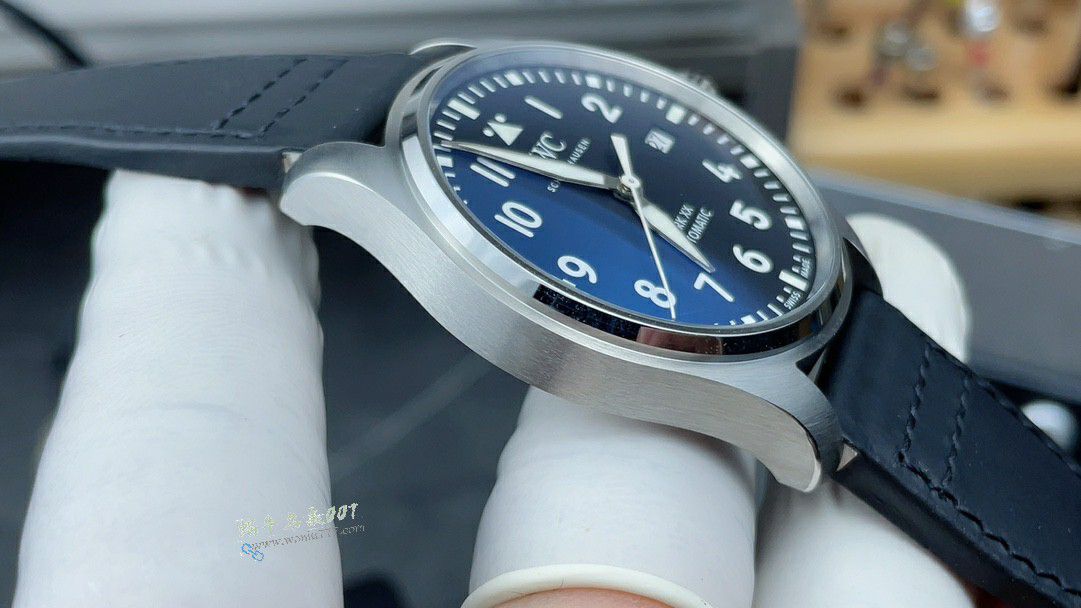 V7IWC Big Pilot the best  replica  watch Mark XX Collection IW328204 watches  / WG652