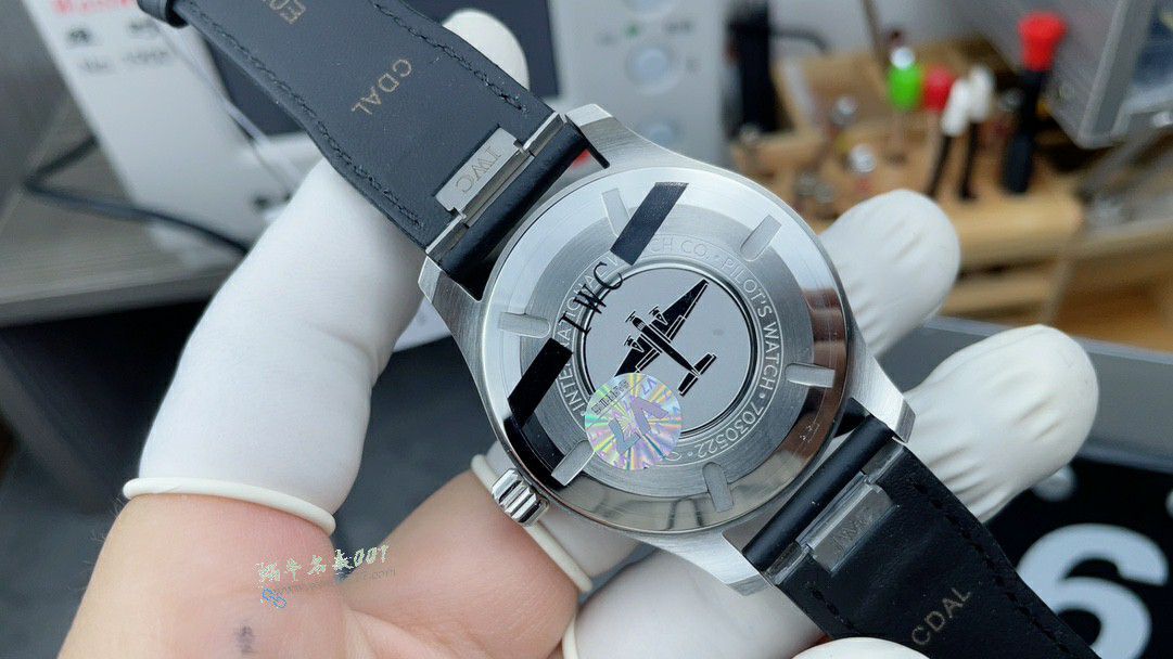 V7IWC Big Pilot the best  replica  watch Mark XX Collection IW328204 watches  / WG652