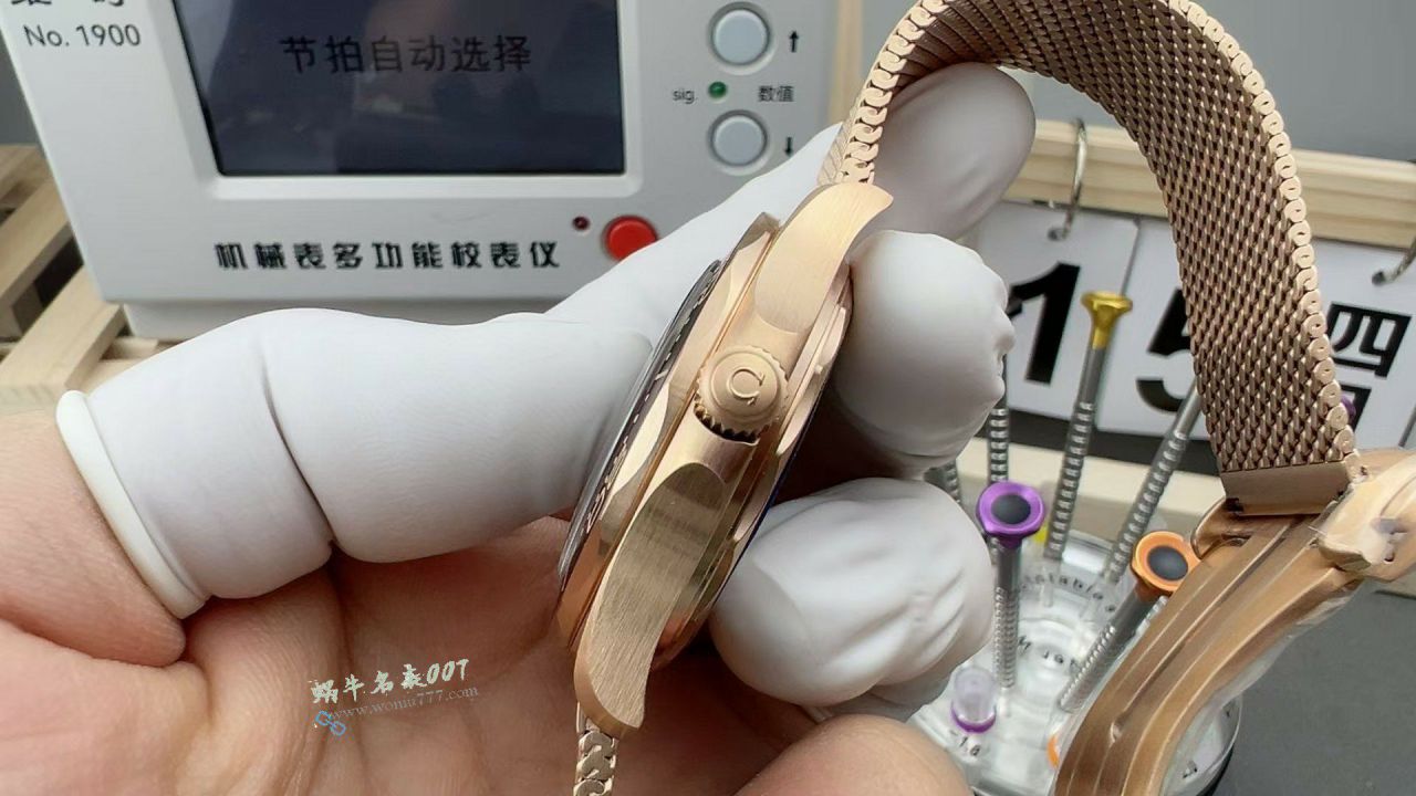 VS Omega 007  Seamaster 300  bronze gold  No Time to Die  replica  watch210.90.42.20.01.003 watches  / VS828