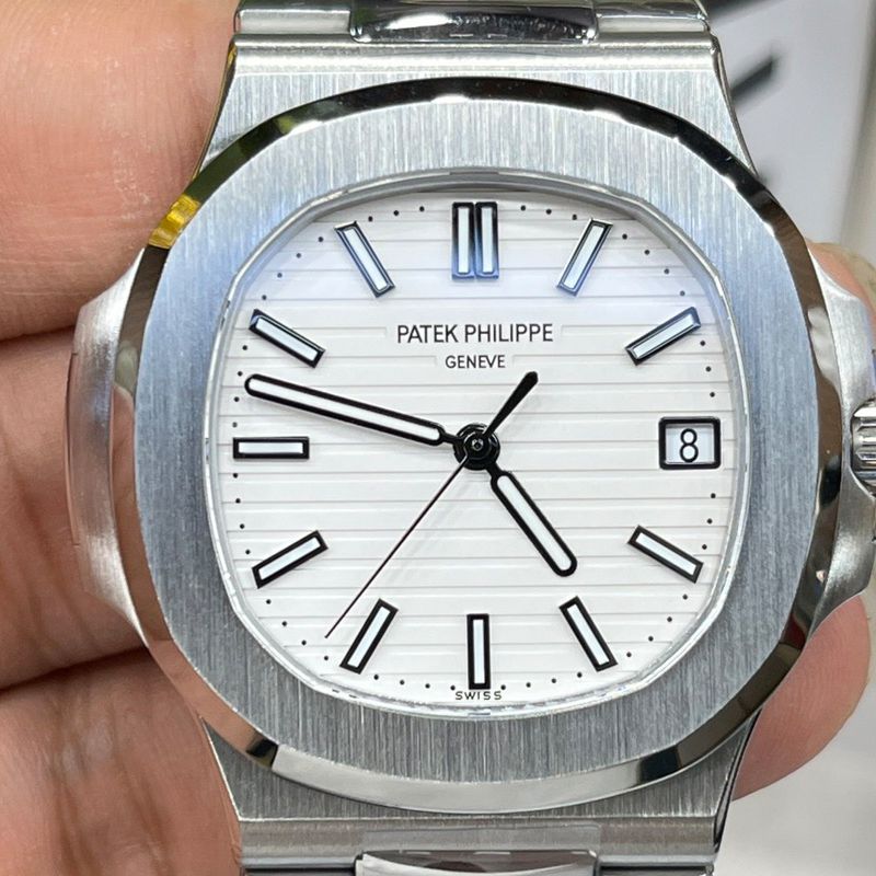 3K Patek Philippe Nautilus 5711/1A-011best replica  watch