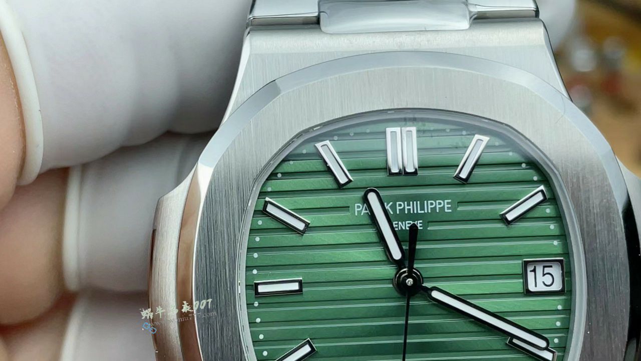 【 Video review 】3K Customized movement Patek Philippe Green  Nautilus 100% imitation  replica 5711/1A-014 watch / BD386
