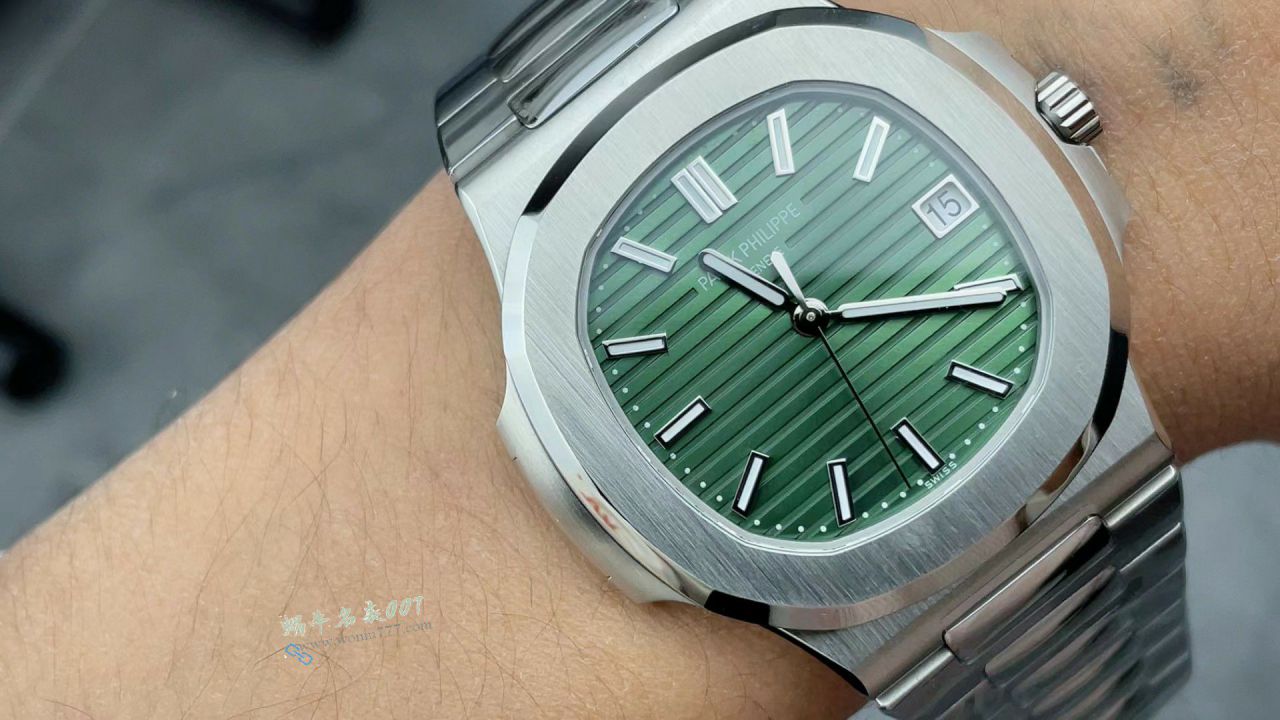 【 Video review 】3K Customized movement Patek Philippe Green  Nautilus 100% imitation  replica 5711/1A-014 watch / BD386