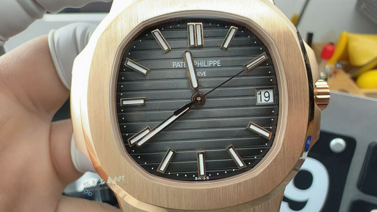 3K Patek Philippe 5711R  Nautilus  Rose gold  Gray surface 100% replica imitation  watches  / BD513